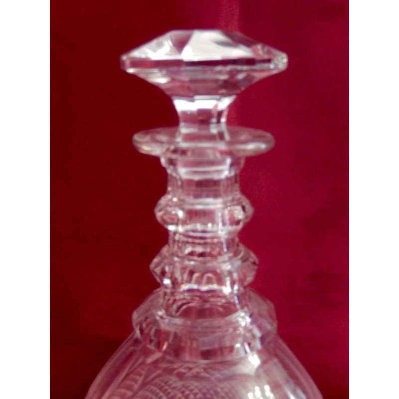 Carafe En Cristal Saint Louis Ancienne - Modèle Trianon - Avec Petit éclat
