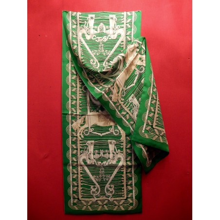 Longue écharpe, foulard Hermès double face