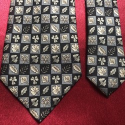 Cravate Hermès Feuilles