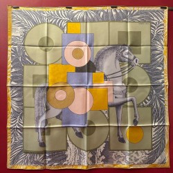 Carré foulard Hermès...