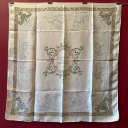 Carré foulard Hermès...