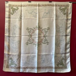 Carré foulard Hermès...