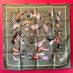 Carré foulard Hermès...